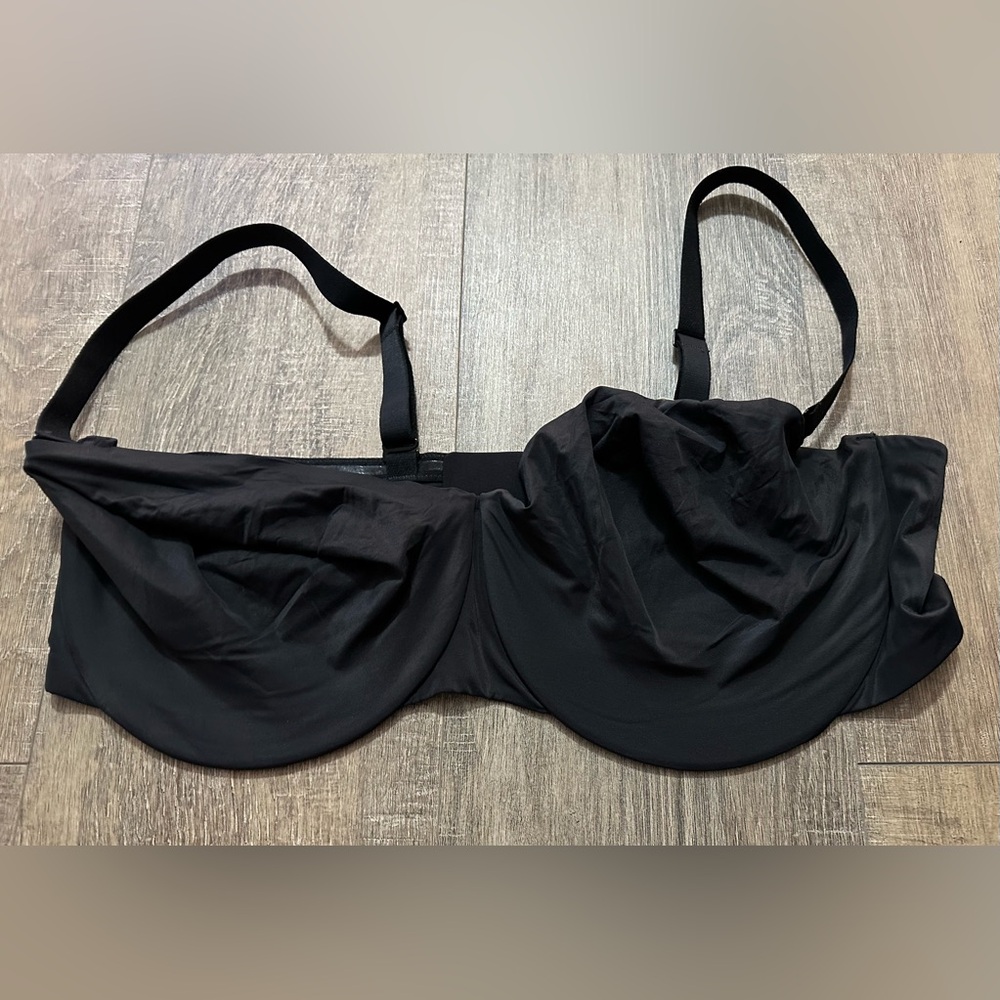 SKIMS Smoothing Intimates Strapless Bra Onyx 46DDD (F) CUSHIONED UNDERWIRE NWT - Picture 3 of 6